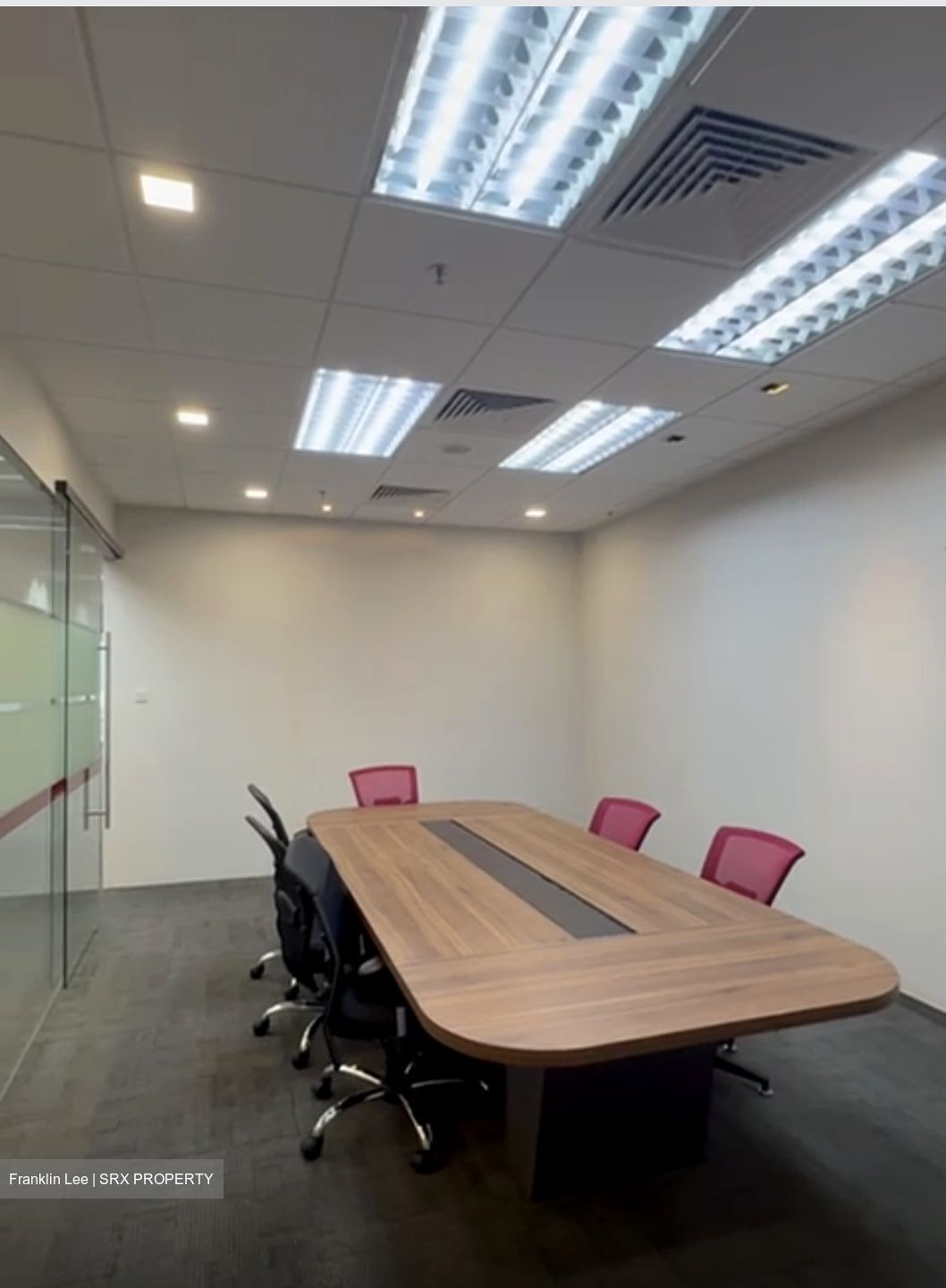 One Raffles Place (D1), Office #547755911